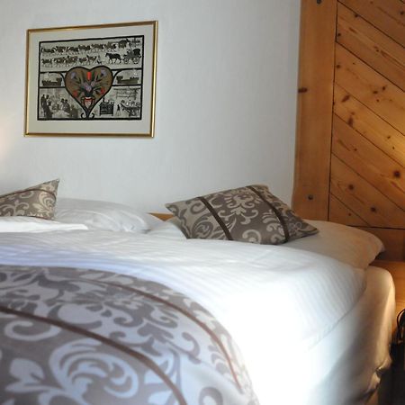 Residence Le Sapin & Bains De La Gruyere 샤메이 외부 사진